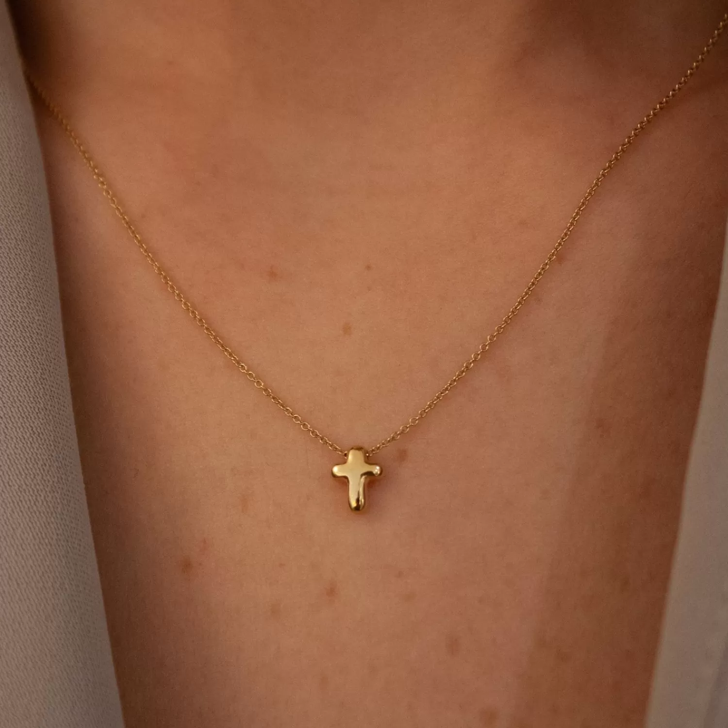 The Alkemistry Chubby - 18Ct Gold, Cross Necklace Outlet