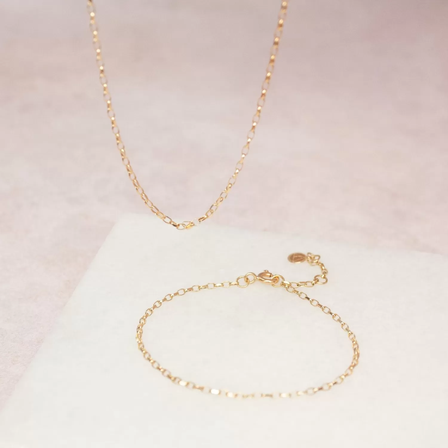 The Alkemistry Nude Shimmer - 18Ct Gold, Medium Shimmer 20" Necklace Store